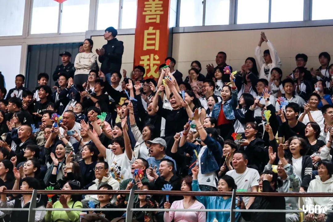 上饶信州区篮球班_上饶中学篮球冠军_上饶新一中篮球特长生