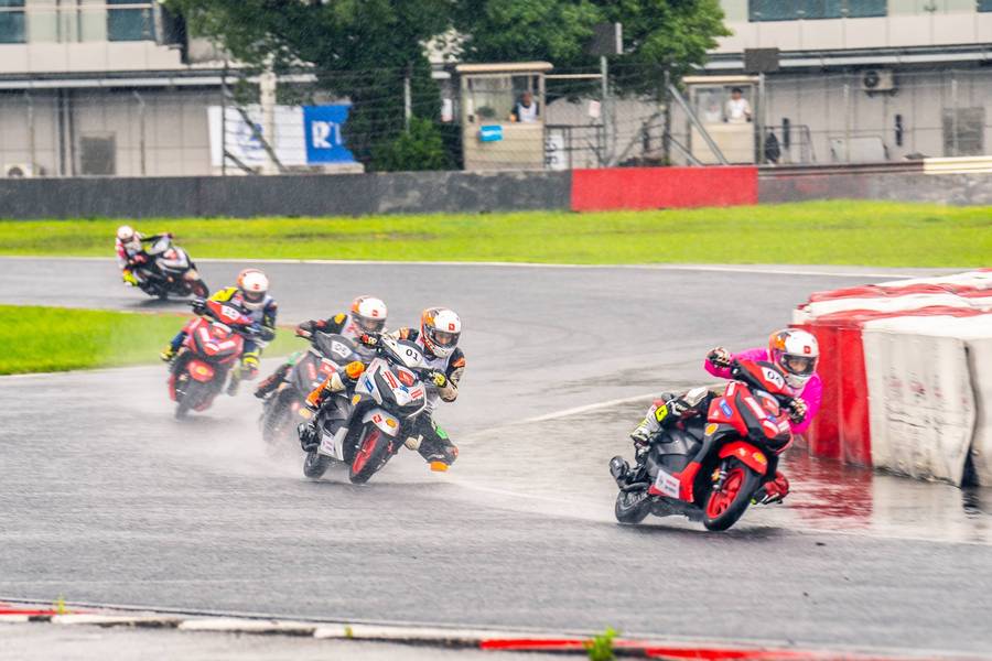 2024CRRC中国公路摩托车锦标赛：新