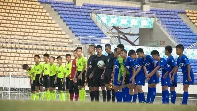 足球赛青年冠军名单_青年冠军足球赛_足球赛青年冠军是谁