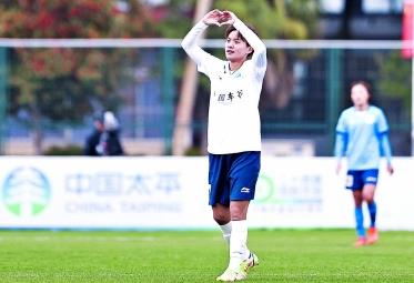 武汉城运会足球冠军有哪些_武汉足球拿过冠军吗_武汉军运会足球冠军
