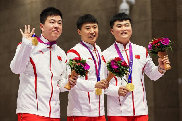 杭州击剑女子冠军_2021杭州击剑比赛_杭州击剑运动员