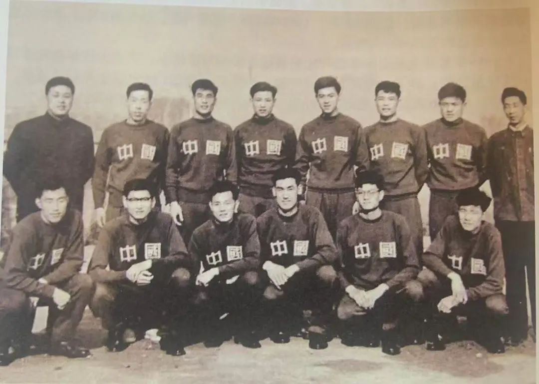 篮球的冠军_世界篮球冠军技术有哪些_世界冠军篮球人员
