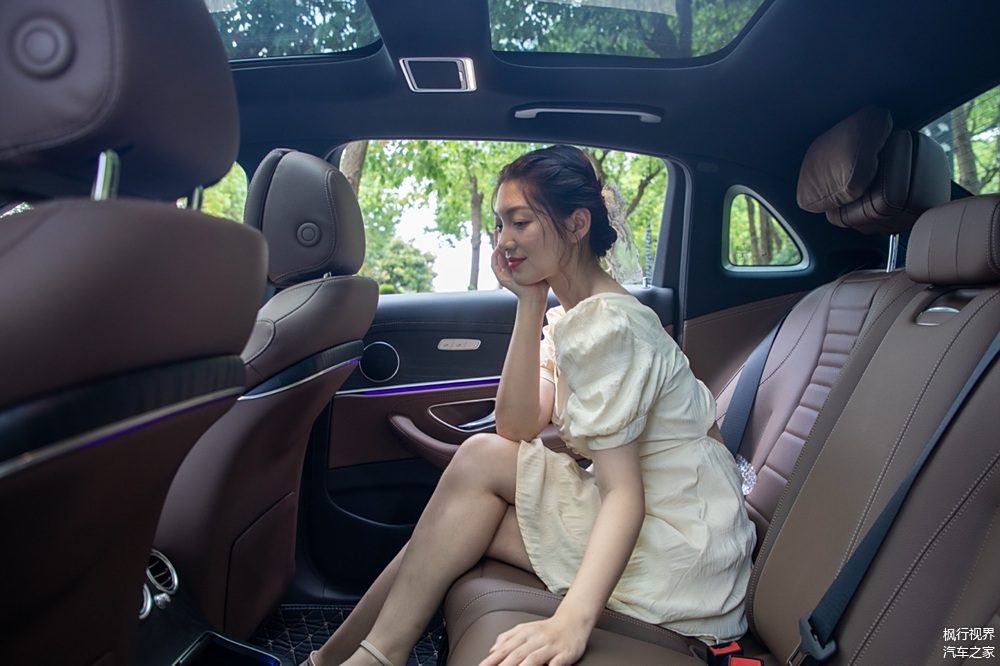 奔驰运动版e300新款报价_运动版奔驰e_奔驰运动版E200