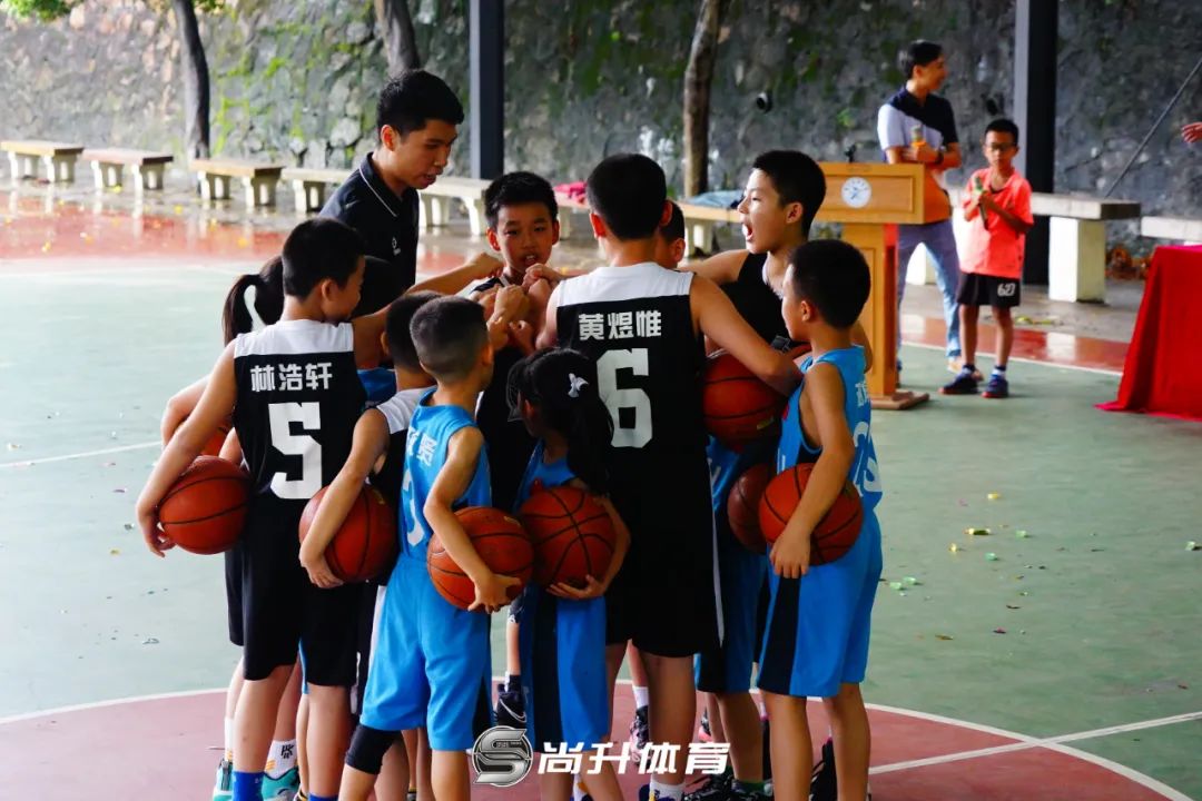 欧洲青少年篮球赛规则最新_青少年篮球赛制_青少年uwg篮球赛