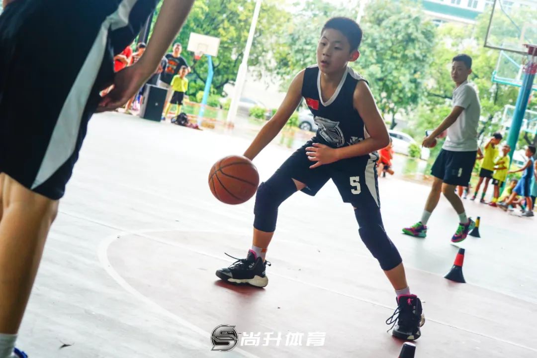 青少年篮球赛制_青少年uwg篮球赛_欧洲青少年篮球赛规则最新