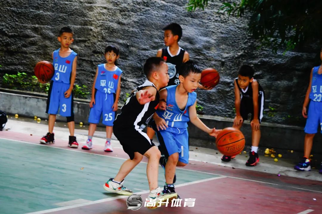 青少年uwg篮球赛_青少年篮球赛制_欧洲青少年篮球赛规则最新