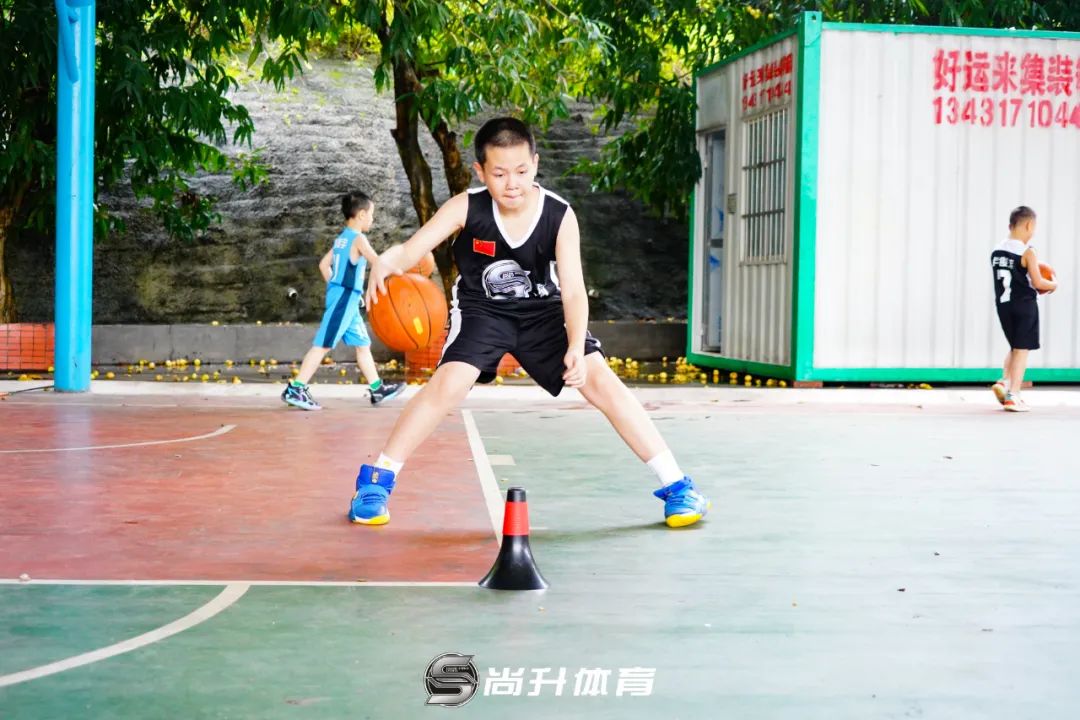 欧洲青少年篮球赛规则最新_青少年篮球赛制_青少年uwg篮球赛