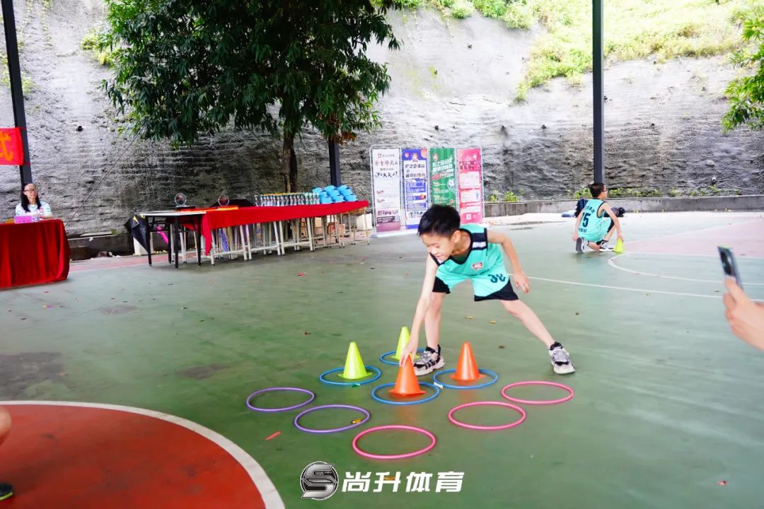 青少年篮球赛制_欧洲青少年篮球赛规则最新_青少年uwg篮球赛