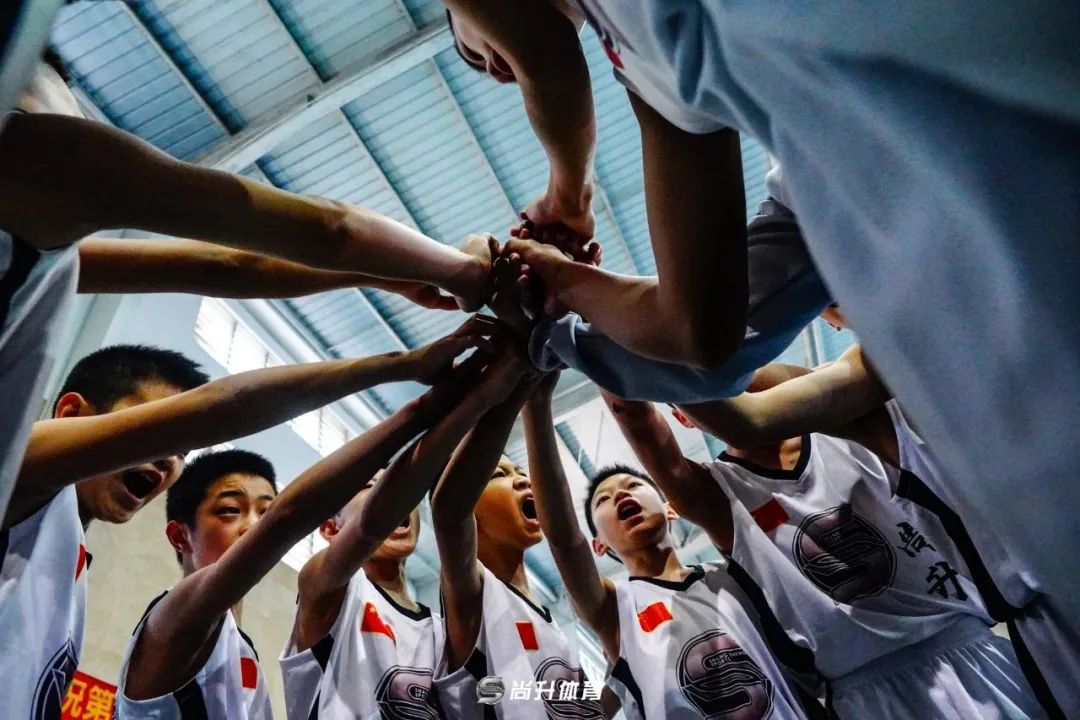 青少年篮球赛制_欧洲青少年篮球赛规则最新_青少年uwg篮球赛