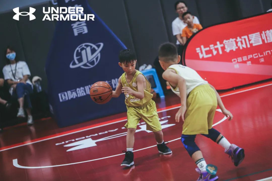 青少年uwg篮球赛_欧洲青少年篮球赛规则最新_青少年篮球赛制