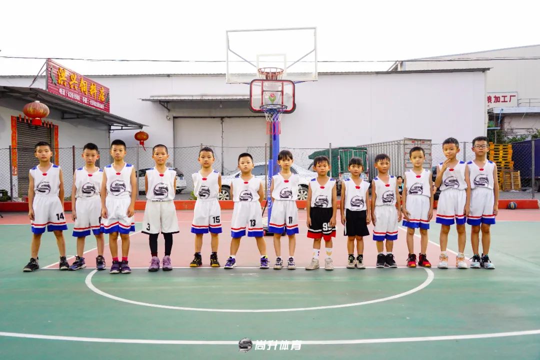 青少年篮球赛制_欧洲青少年篮球赛规则最新_青少年uwg篮球赛