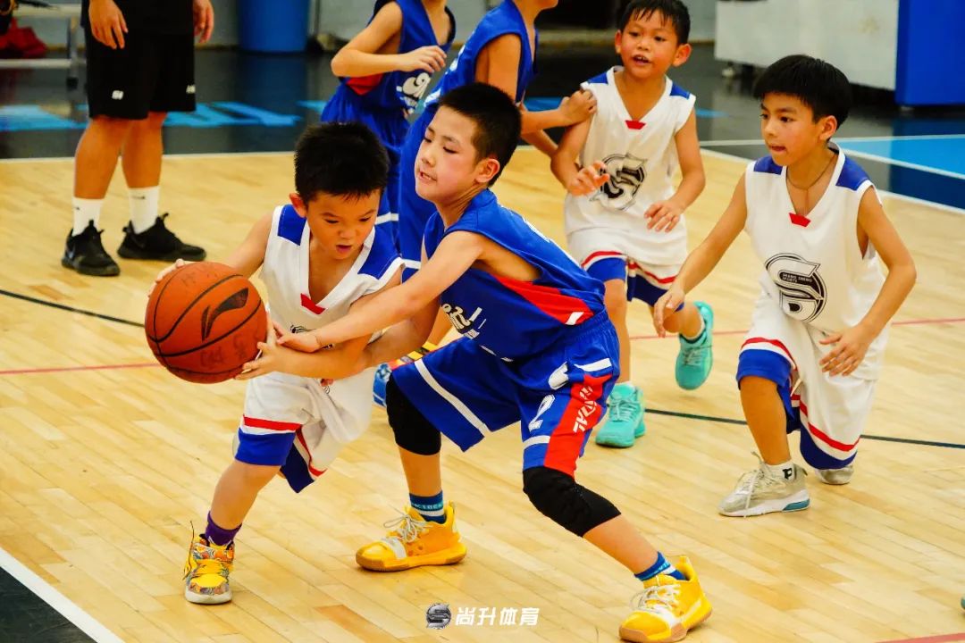 青少年uwg篮球赛_青少年篮球赛制_欧洲青少年篮球赛规则最新