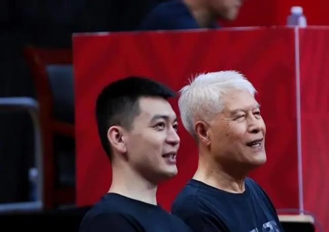 什么样的篮球比赛有冠军戒指_篮球总冠军戒指值多少钱_篮球冠军戒指多少钱一个