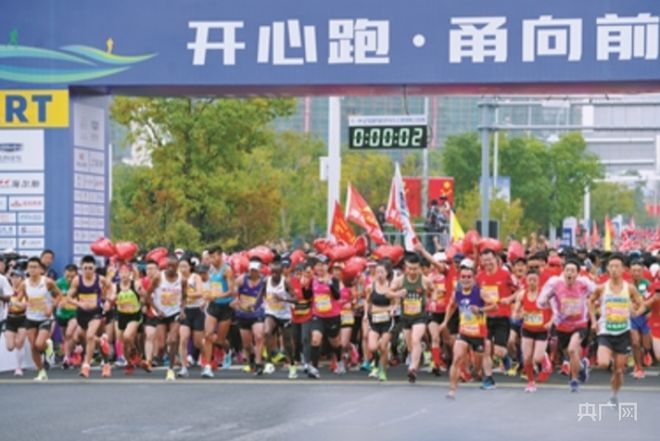 东京游泳冠军中国是哪一年_中国东京游泳冠军是谁呀_东京游泳中国金牌