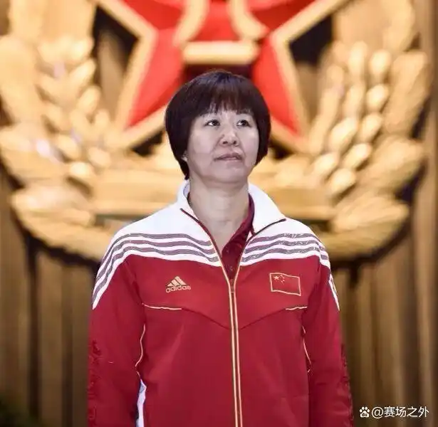 游泳中国冠军_中国游泳冠军都是哪里人_中国第一的游泳冠军是哪位