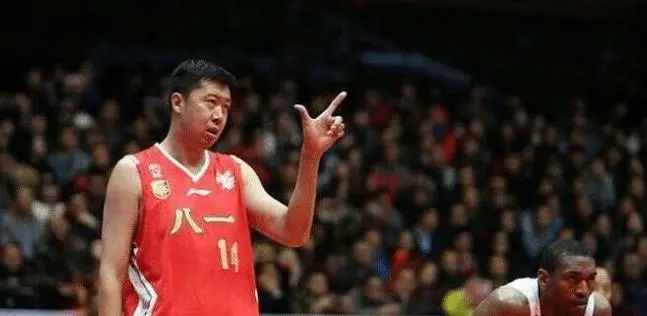 中国历史篮球后卫排名_著名后卫篮球_中国篮球历史最佳后卫是谁